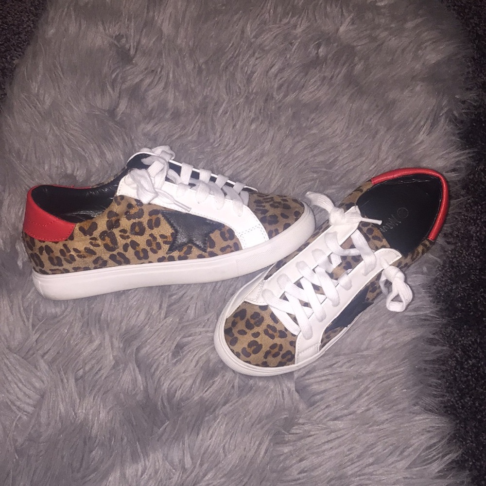 Star sneakers